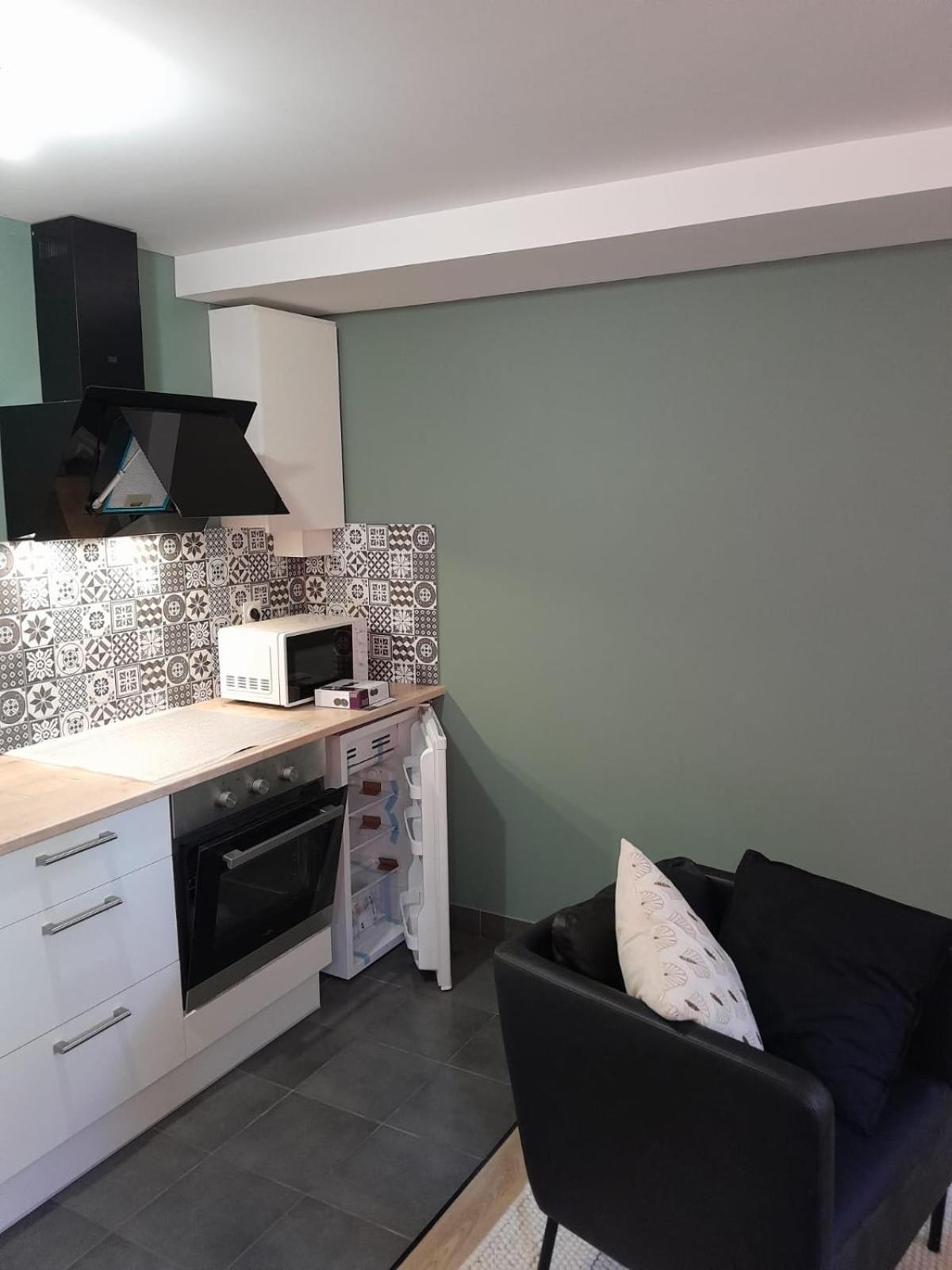 Appartement Proche Gare Σαιν-Μπριέκ Εξωτερικό φωτογραφία